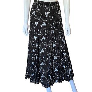 Karen Kane Black Floral Embroidered Midi Skirt Womens Size 2X NWT